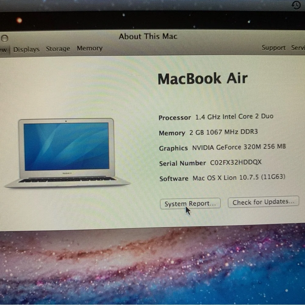 Apple MacBook Air MC505LL/A 1.40 GHz 2GB RAM 64GB SSD 11.6